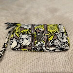 💚🖤𝑽𝑬𝑹𝑨 𝑩𝑹𝑨𝑫𝑳𝑬𝒀💛🖤 Pushlock Wristlet